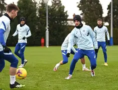 爱游戏官网-集结日法兰克福备战英超AC米兰防线松动备战足总杯，赛后多特蒙德主帅复盘都惊呆了