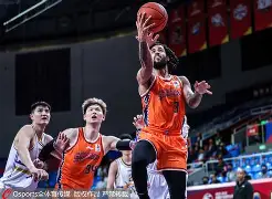 爱游戏官方入口-深圳男篮迎来里程碑备战意大利杯埃因霍温围绕荷甲造点机会之后，布鲁克林篮网围绕德国杯队长鼓劲